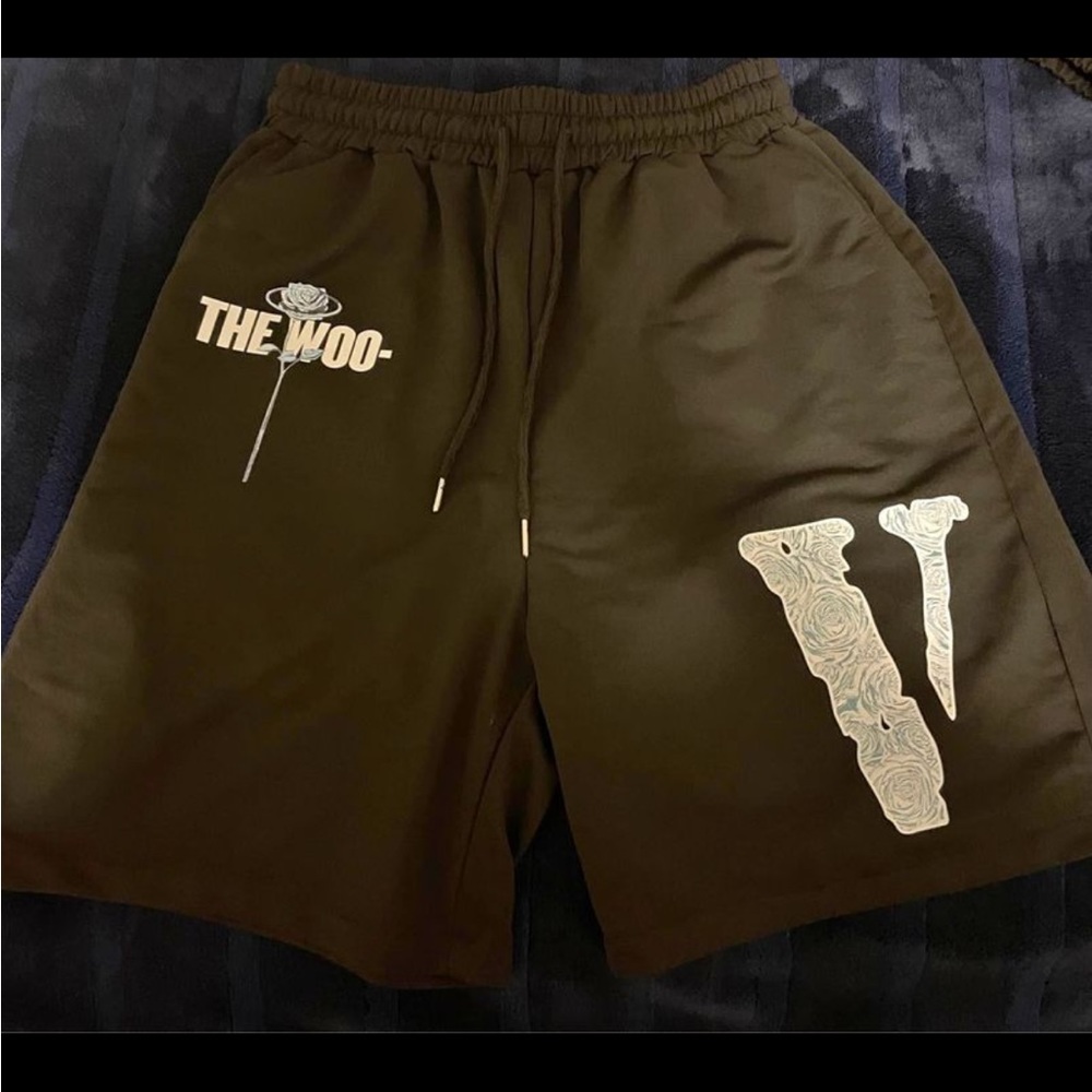 Vlone meet the woo shorts, size medium, brand new